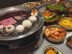 -草家酱蟹炭火烤肉店(珲春南路一店)