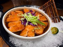 生呛三文鱼-东海怡品海鲜豆捞(西水东店)