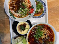 素椒杂酱面-十一街幺鸡成都担担面(悠方店)