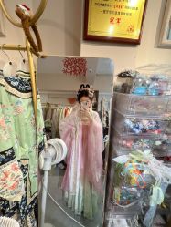 -一揽芳华汉服旗袍体验馆(拙政园店)