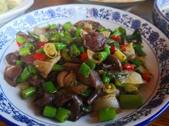 -龙大哥辣子鸡(亚太中心店)