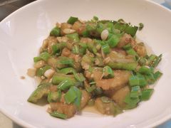 -阿瓦山寨·湘菜现炒·剁椒鱼头王(咸阳总店)