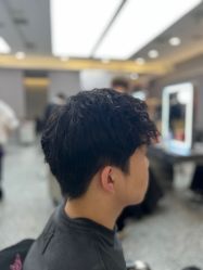 -川和潮人
