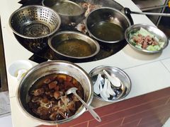 -谢老五跷脚牛肉·非遗传承店