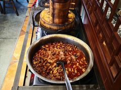 -谢老五跷脚牛肉·非遗传承店