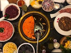-小天鹅火锅·一线江景洪鼎旗舰店(洪崖洞店)