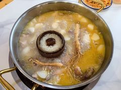 人参鸡汤-朴小妹人参鸡汤火锅(长白山万达店)