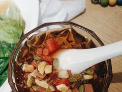 -渝信川菜 · 川味家常菜(财富购物中心店)