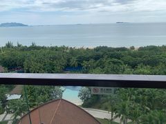 -三亚湾海居铂尔曼度假酒店