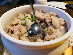 香芋蒸排骨-费大厨辣椒炒肉(万家丽一店)