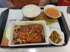 -鲲少爷烤鱼饭.螺蛳粉·清真(爱琴海店)