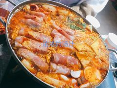 芝士肥牛年糕火锅-Meet Sun韩式大排档(五一广场7MALL店)