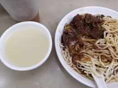 牛腩捞伊面-坚记面店(一德路店)