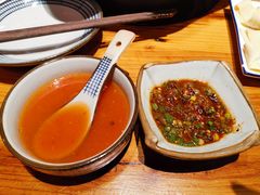 -野山舂·贵州现舂酸汤火锅(鸿通城店)