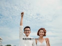 俏皮可爱-巴黎婚纱摄影工作室