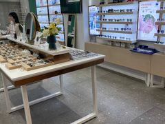 -无界眼镜MaxLess(南翔印象城店)