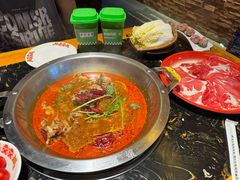 -憨孃孃·重庆老火锅(红山黑金店)