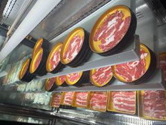 -雍容荟帝王蟹活龙虾展台自助(IFS黑金店)