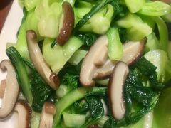 香菇炒油菜-渝信川菜(工体店)