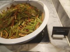 -上海龙之梦万丽酒店