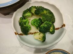 -伊和园清真餐饮