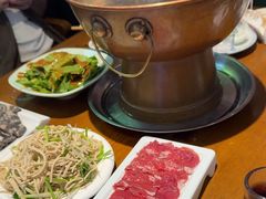 -年巴羊肉铺老铜锅(梅江店)