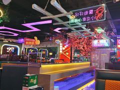 -路边边地标烧烤·川菜·小龙虾·音乐酒馆(良乡长虹店)