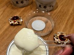 双皮奶-乍甸乳业鲜奶吧(红河水乡店)