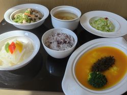 -金鹰国际月子中心(新街口店)