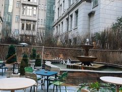 -潮一不贰·法式甜品·生日蛋糕·西式简餐(外滩店)