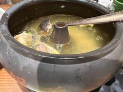 -云海肴·汽锅鸡·云南菜(天山百盛优客店)