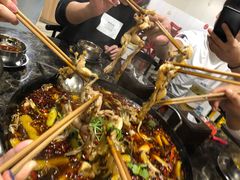 -鸿顺老铁锅美蛙鱼府(解放碑店)