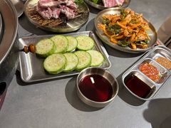-围炉肉舍丹东海鲜烤肉·烤活鳗(步行街店)