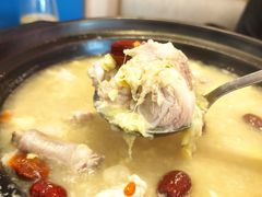 -松哥油焖大虾.小龙虾.黑鸭煲(海岸城店)