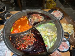 -白乐天毛肚火锅馆(南滨路店)