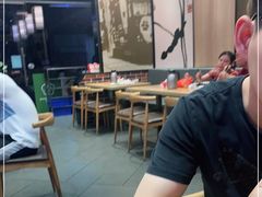 大堂-裕记烧腊连锁餐饮(国商分店)
