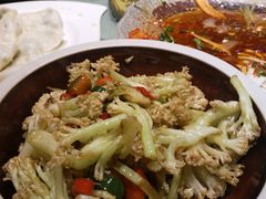 干锅菜花-鑫瑞川味餐厅·缸子肉