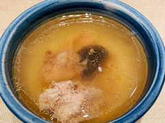 -八府香鸭·啫啫煲(华山路店)