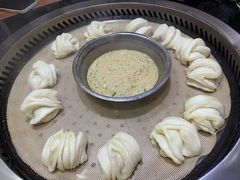 -粘豆包铁锅炖二部(温泉街店)