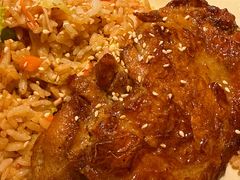 茄汁香草鸡肉蛋包饭-玛格萝妮比萨屋(陆家浜路店)