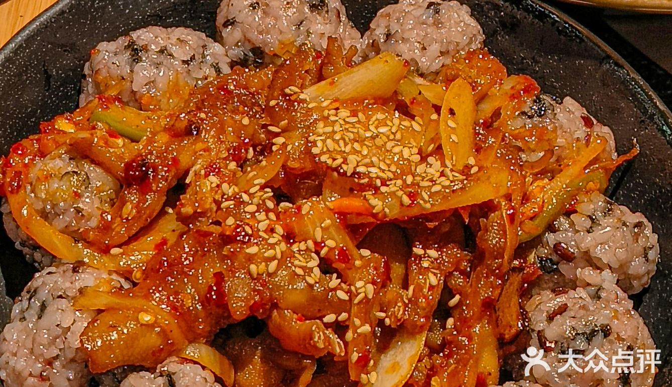 又被奇奇怪怪的菜吓傻，都太有想法了