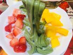 士多啤梨芒果绿茶拉面-甜心妈妈·榴莲星级糖水(北京路总店)