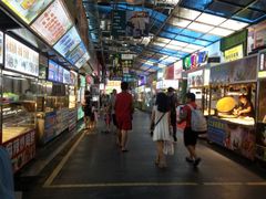 -海口骑楼小吃街