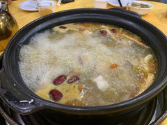 -濠轩阁特色生蚝火锅(水湾路店)