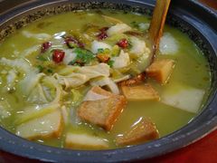 -周鱼小馆石锅酸菜鱼(活力汇店)