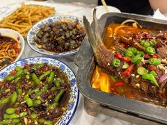 -江城燕子大排档(江汉路步行街店)