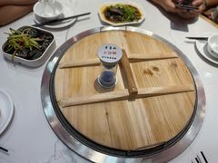 -鲁员外地锅鸡地锅鱼(古墩路店)