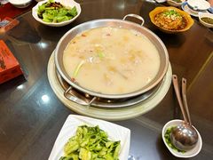 -老来福·非遗酸汤兔(凯旋路店)