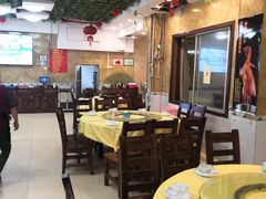 大堂-盛记顺德高佬猪杂粥