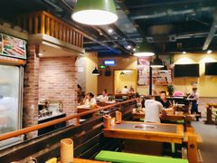 -两三事小郡肝串串香火锅(桂庙店)